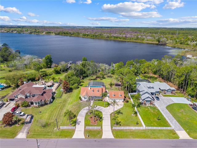 6935 BIG BEND DR, St Cloud, FL 34771