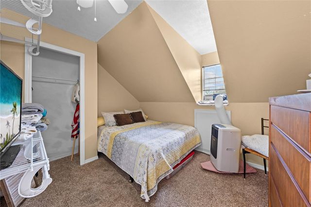 6935 BIG BEND DR, St Cloud, FL 34771