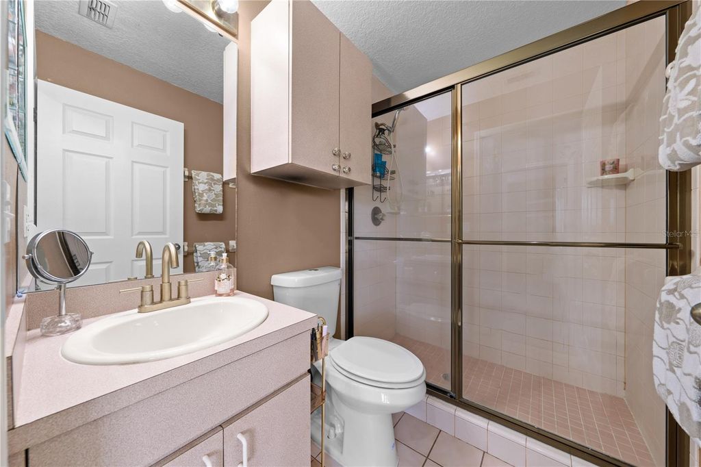 Image 29 of property listing at 6935 BIG BEND DR, St Cloud, FL 34771