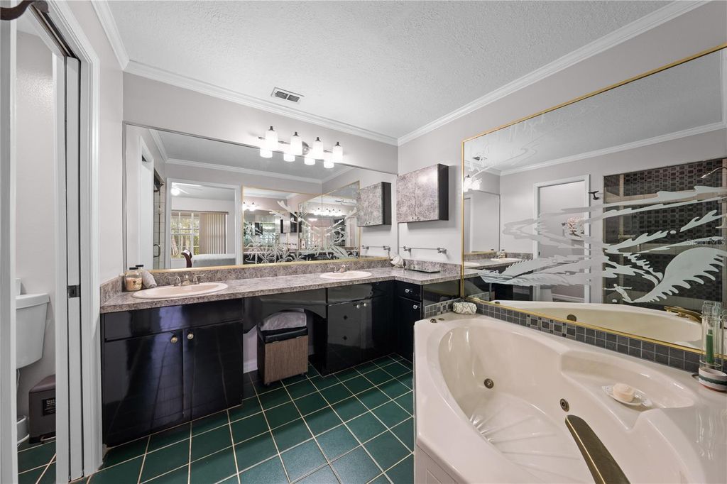 Image 36 of property listing at 6935 BIG BEND DR, St Cloud, FL 34771