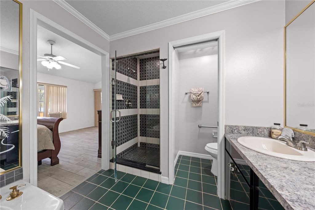 Image 39 of property listing at 6935 BIG BEND DR, St Cloud, FL 34771