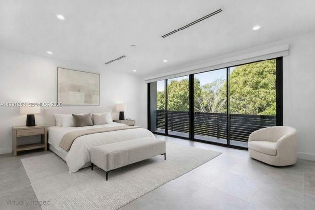 2840 SW 32nd Ct, Miami, FL 33133