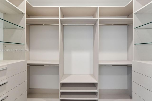 2840 SW 32nd Ct, Miami, FL 33133