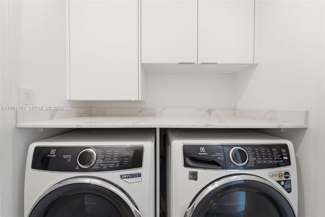 2840 SW 32nd Ct, Miami, FL 33133