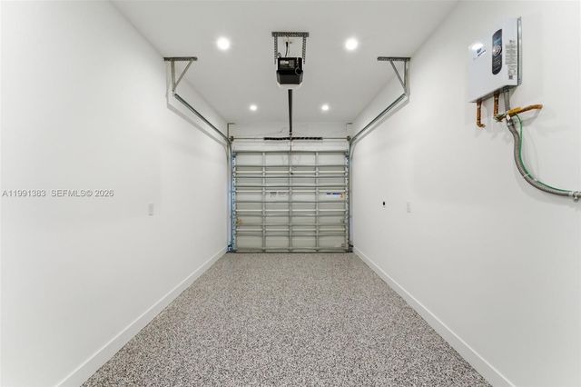 2840 SW 32nd Ct, Miami, FL 33133