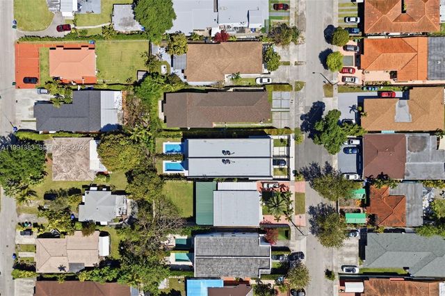 2840 SW 32nd Ct, Miami, FL 33133