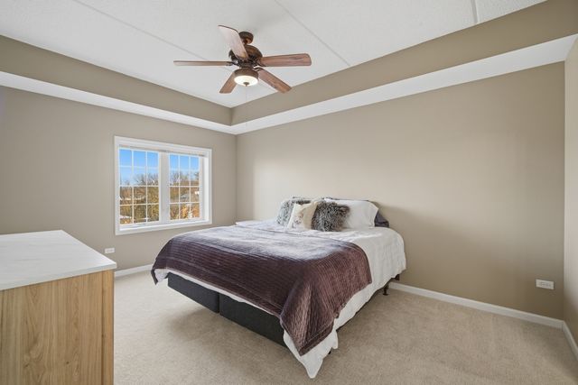 1479 N Milwaukee Avenue 312, Libertyville, IL 60048