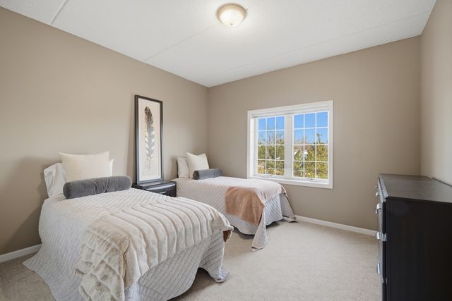 1479 N Milwaukee Avenue 312, Libertyville, IL 60048