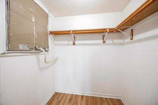 9430 Greenbriar Drive 2H, Hickory Hills, IL 60457