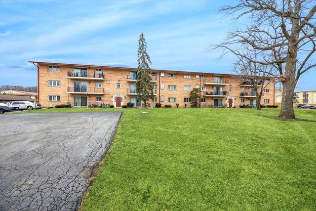 9430 Greenbriar Drive 2H, Hickory Hills, IL 60457