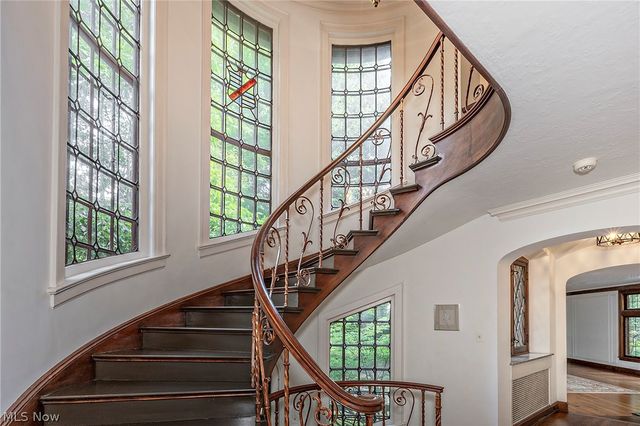 2800 Attleboro Road, Shaker Heights, OH 44120