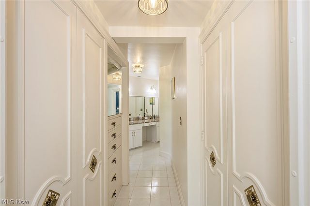 2800 Attleboro Road, Shaker Heights, OH 44120