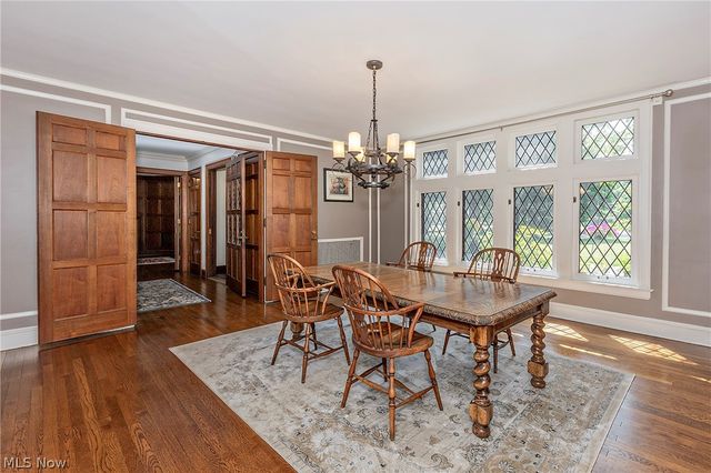 2800 Attleboro Road, Shaker Heights, OH 44120