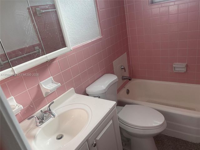 1400 N 16th Avenue 2, Hollywood, FL 33020