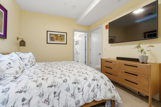 121 Portland St 507, Boston, MA 02114