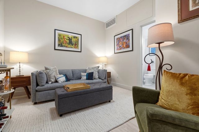 121 Portland St 507, Boston, MA 02114