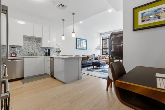 121 Portland St 507, Boston, MA 02114