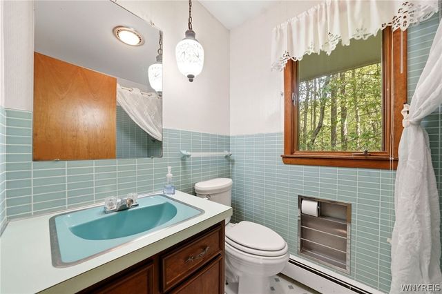 7922 Hywood Drive, Boston, NY 14075