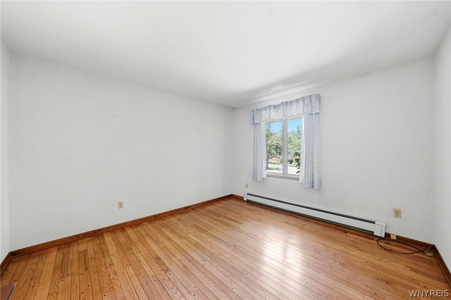 7922 Hywood Drive, Boston, NY 14075