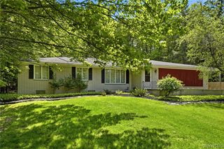 7922 Hywood Drive, Boston, NY 14075