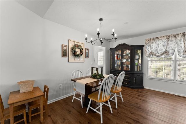 82 Clint Street, Cleveland, GA 30528