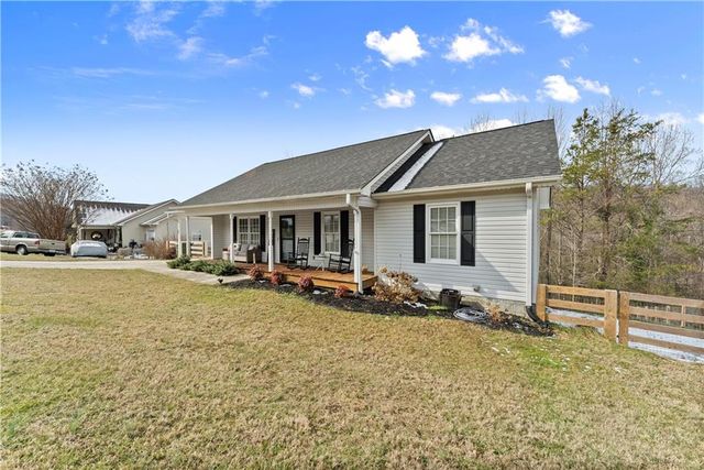 82 Clint Street, Cleveland, GA 30528