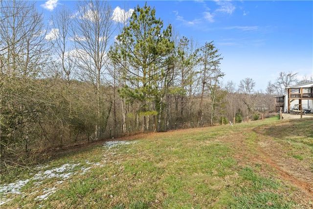 82 Clint Street, Cleveland, GA 30528