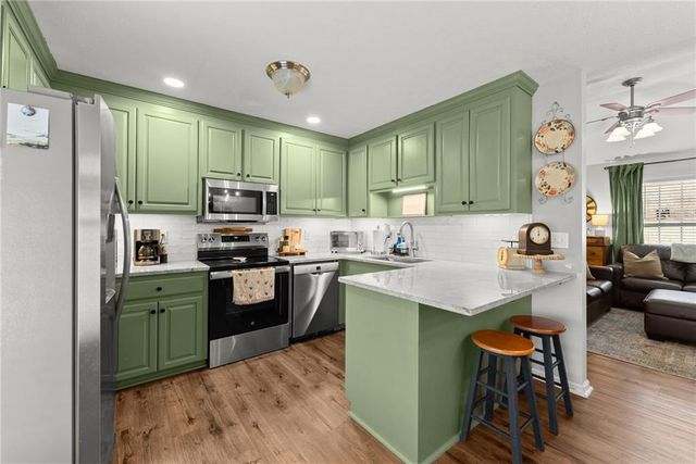 82 Clint Street, Cleveland, GA 30528