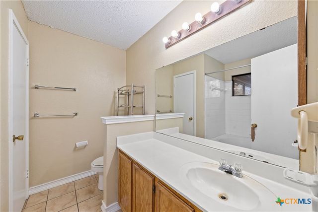 513 Bond Street, Copperas Cove, TX 76522