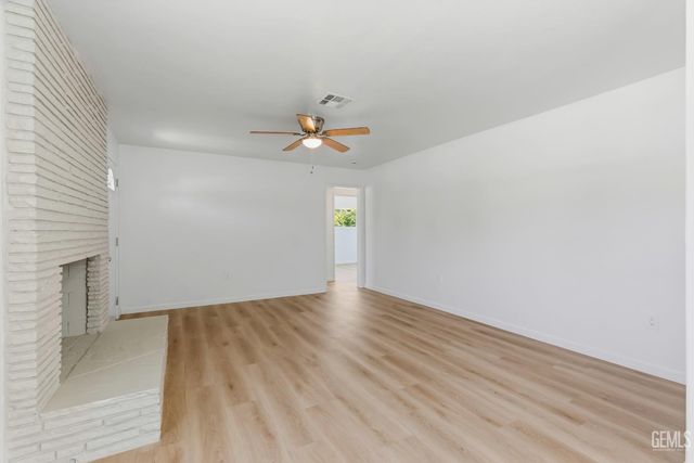 312 Real Road, Bakersfield, CA 93309