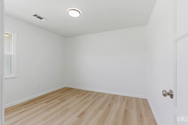 312 Real Road, Bakersfield, CA 93309