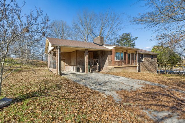 148 Maple St, Gordonsville, TN 38563