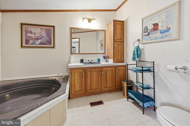 664 W CEDAR ST, Palmyra, PA 17078