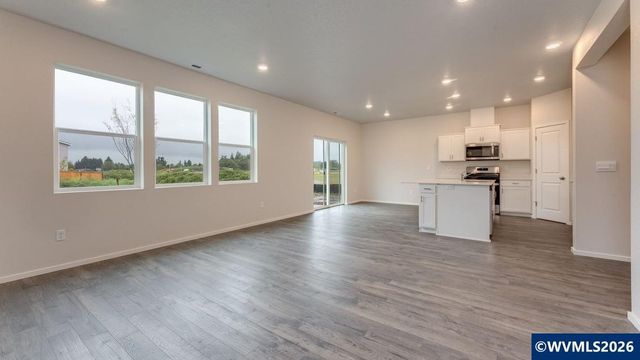 4990 Dilling Av NE, Salem, OR 97301