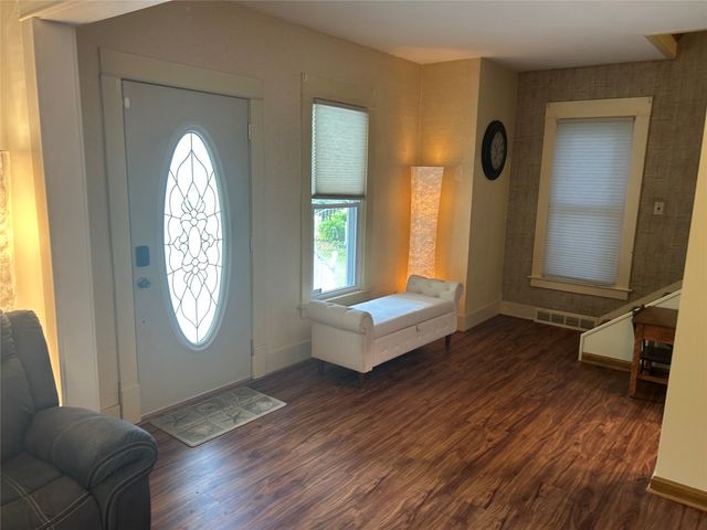 410 CENTER Street, Conneautville, PA 16406