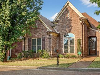 5308 LAURELFIELD LN, Memphis, TN 38125