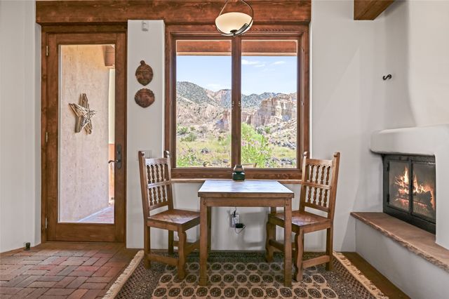 34 Rincon Canada, Abiquiu, NM 87510