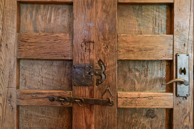 34 Rincon Canada, Abiquiu, NM 87510