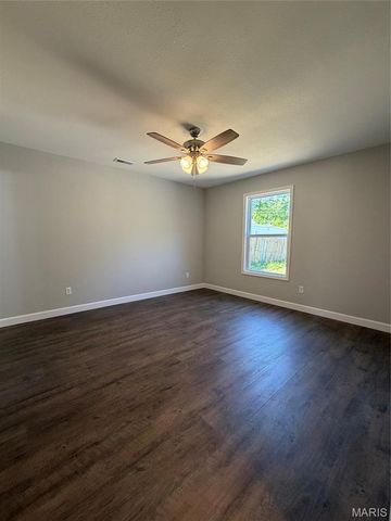 315 S Olive Street, Sullivan, MO 63080