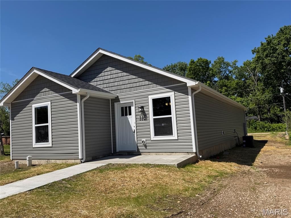 315 S Olive Street, Sullivan, MO 63080