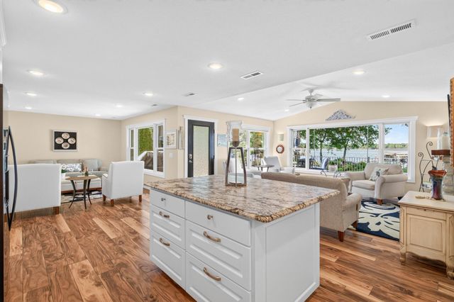 2790 S Shore Drive, Prior Lake, MN 55372