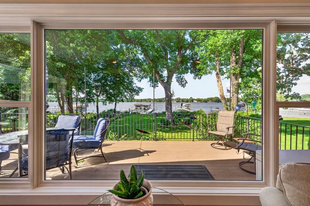 2790 S Shore Drive, Prior Lake, MN 55372