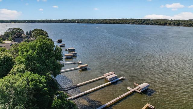 2790 S Shore Drive, Prior Lake, MN 55372
