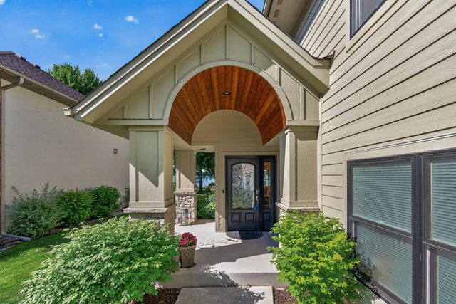2790 S Shore Drive, Prior Lake, MN 55372