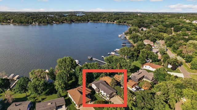 2790 S Shore Drive, Prior Lake, MN 55372