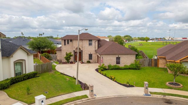 3823 Aspen Drive, Edinburg, TX 78542