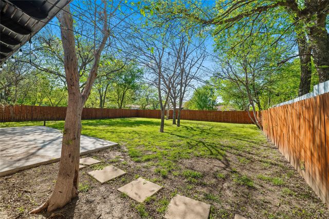 5624 Wheaton Drive, Fort Worth, TX 76133