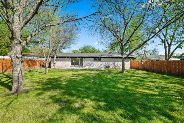 5624 Wheaton Drive, Fort Worth, TX 76133