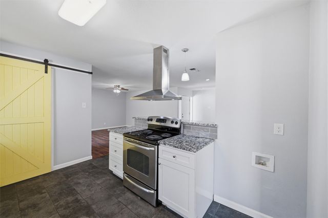 5624 Wheaton Drive, Fort Worth, TX 76133