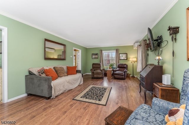 447 Bellwood Ave, Bethlehem Twp., NJ 08802